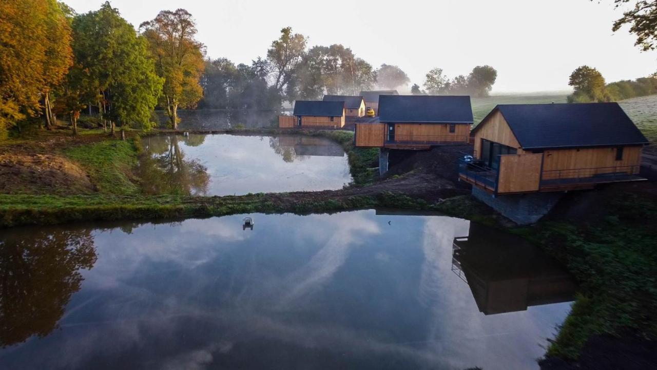 Villa Les Pavillons De La Libellule Beauraing Esterno foto